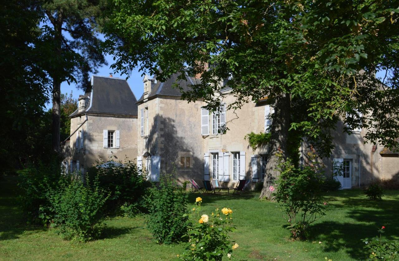 Manoir Du Bellay Bed & Breakfast Montreuil Bellay Bagian luar foto