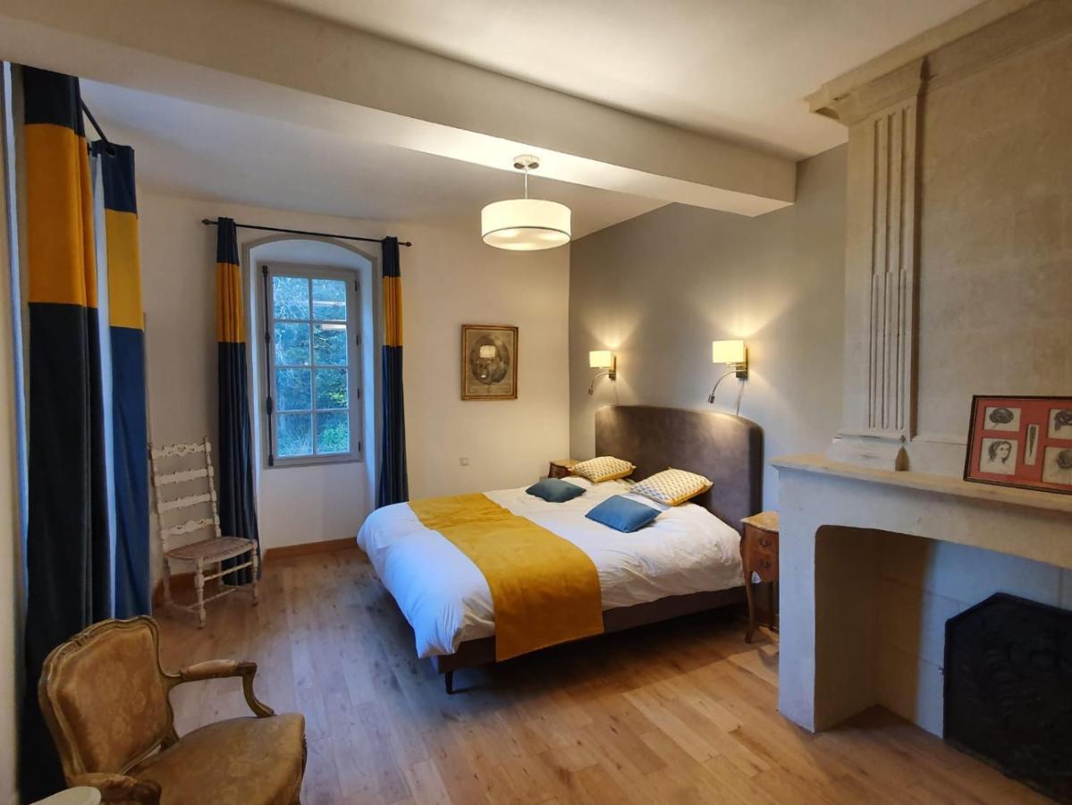 Manoir Du Bellay Bed & Breakfast Montreuil Bellay Bagian luar foto