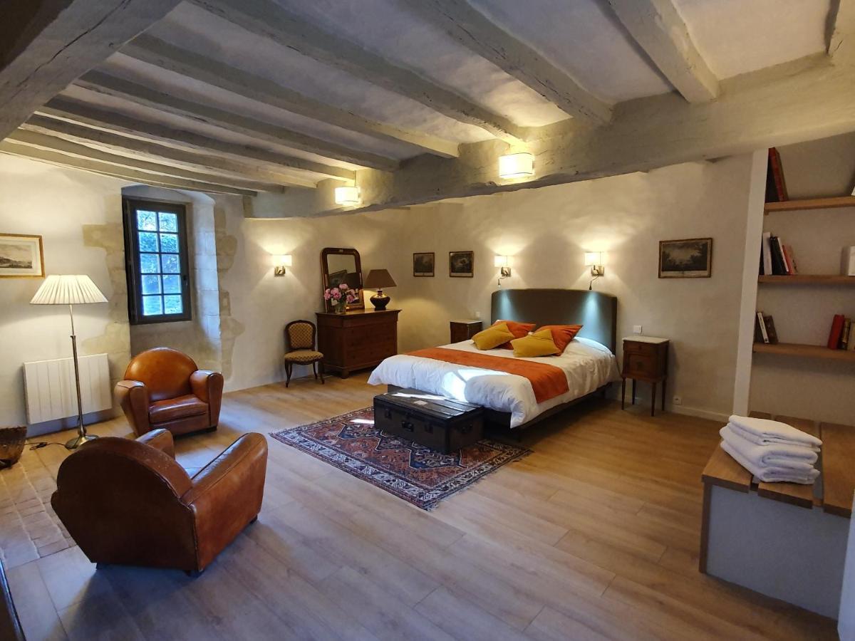 Manoir Du Bellay Bed & Breakfast Montreuil Bellay Bagian luar foto
