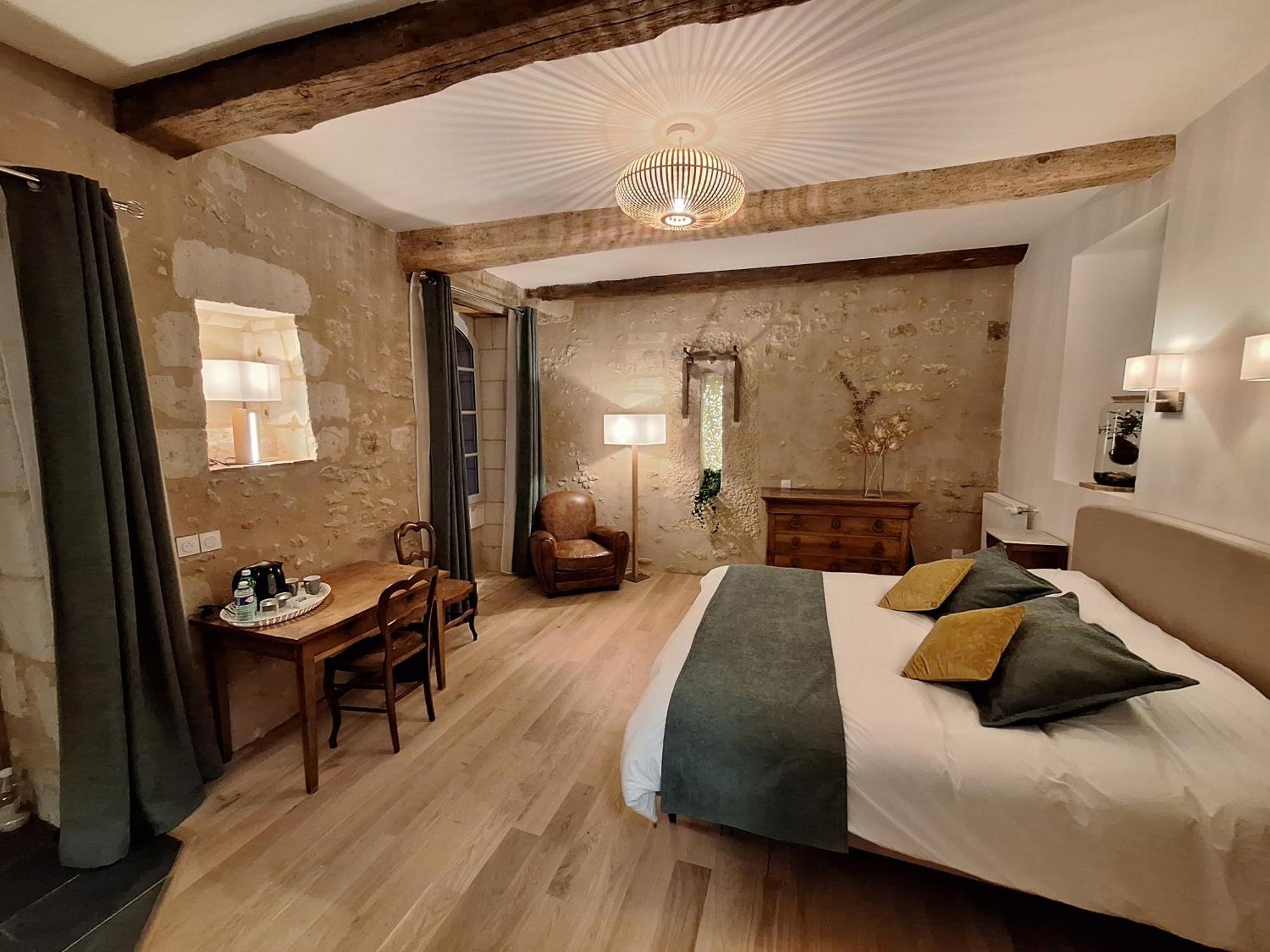 Manoir Du Bellay Bed & Breakfast Montreuil Bellay Bagian luar foto