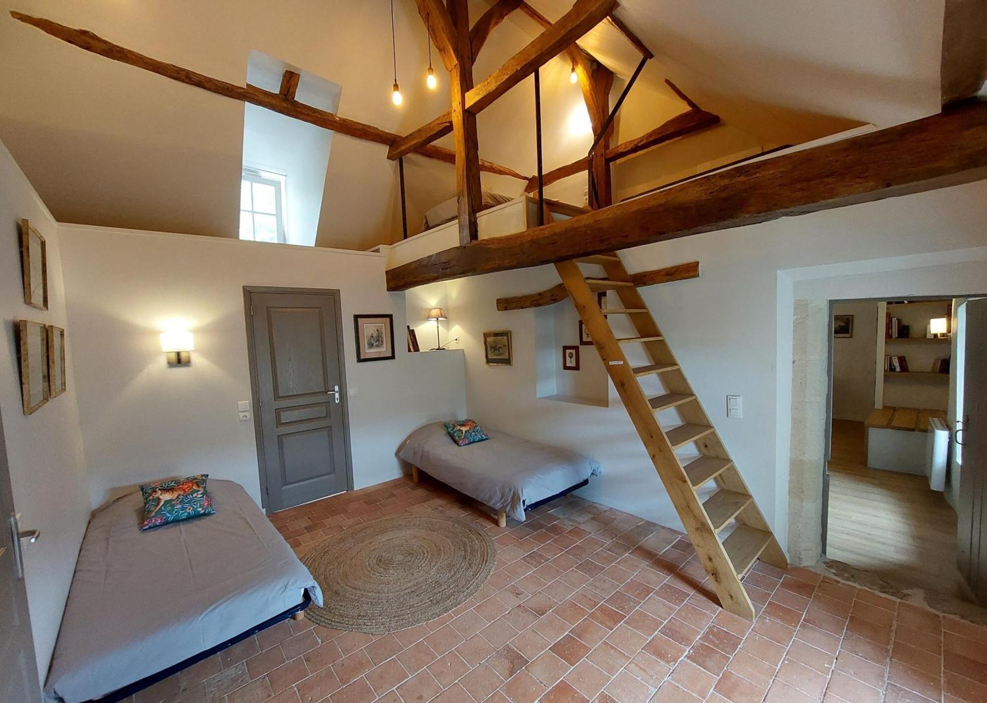 Manoir Du Bellay Bed & Breakfast Montreuil Bellay Bagian luar foto